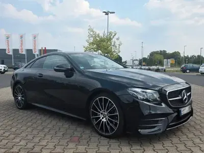 Gebraucht Mercedes E200 AMG line 184 PS (135 kW) 2018 Schwarz Coupé
