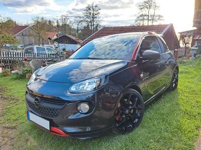 Usado Opel Adam S 150 HP (110 kW) 2016 Preto Citadino