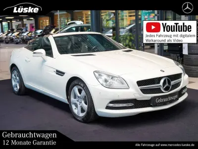 Gebraucht Mercedes SLK200 184 PS (135 kW) 2012 Designo diamantweiß bright Cabrio