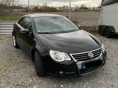 Gebraucht VW Eos 122 PS (89 kW) 2010 Schwarz Cabrio