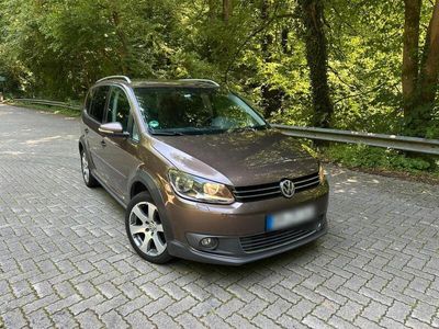 VW Touran Cross
