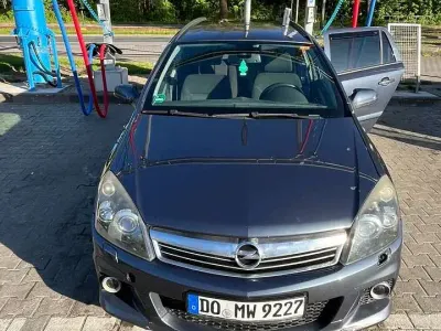 Gebraucht Opel Astra Edition 120 PS (88 kW) 2008 Kombi