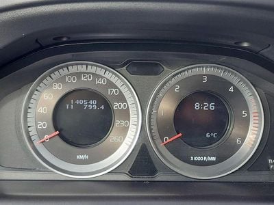 Gebraucht Volvo XC60 Summum 163 PS (119 kW) 2012 Grau SUV