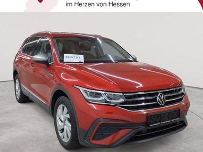 Gebraucht VW Tiguan Allspace Life 200 PS (147 kW) 2023 Kings red metallic SUV