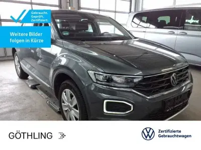 Second-hand VW T-Roc Active 150 CP (110 kW) 2022 Gri SUV