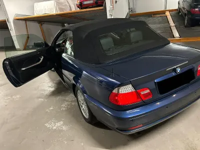 Gebraucht BMW 318 Cabriolet 150 PS (110 kW) 2003 Blau Cabrio