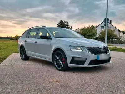 Gebraucht Skoda Octavia vRS 230 PS (169 kW) 2018 Grau Kombi