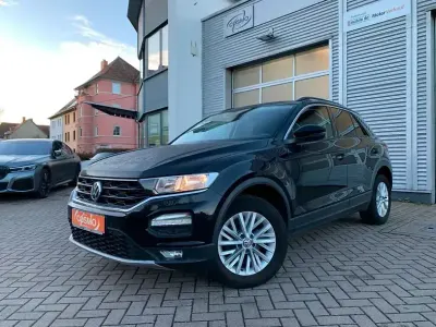 Usata VW T-Roc Style 116 CV (85 kW) 2019 Nero SUV