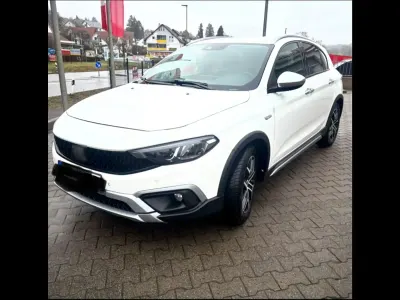 Gebraucht Fiat Tipo Cross 131 PS (96 kW) 2021 Weiß Limousine