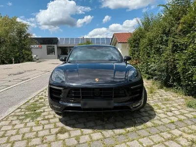 Gebraucht Porsche Macan Turbo Sport 400 PS (294 kW) 2014 Schwarz SUV