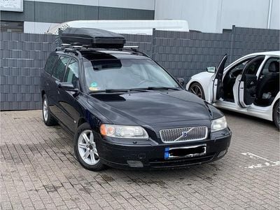 Second-hand Volvo V70 185 CP (136 kW) 2006 Negru Break