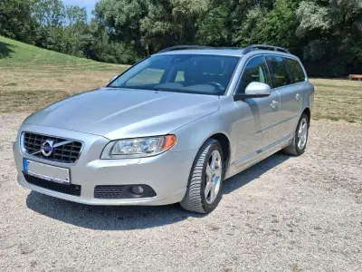 Gebraucht Volvo V70 Pro 163 PS (119 kW) 2012 Silber Kombi