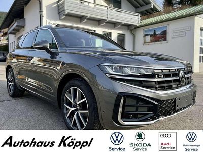 Gebraucht VW Touareg R-line 286 PS (210 kW) 2025 Grau SUV