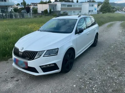 Gebraucht Skoda Octavia vRS 230 PS (169 kW) 2017 Weiß Kombi