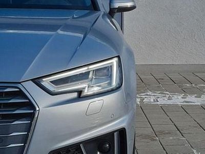 Gebraucht Audi A4 Sport 190 PS (139 kW) 2019 Navarrablau Limousine