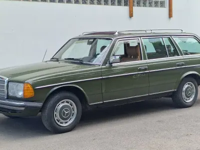 Gebraucht Mercedes 240 72 PS (52 kW) 1982 Grün Kombi