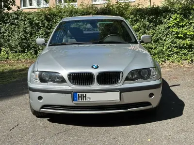 Gebraucht BMW 318 Basis 143 PS (105 kW) 2003 Silber Limousine