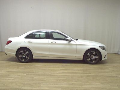 Usata Mercedes C180 Avantgarde 122 CV (89 kW) 2021 Bianco Berlina