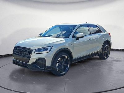 Neu Audi Q2 S-Line 150 PS (110 kW) 2025 Silber SUV