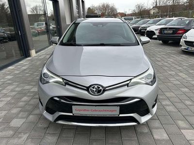 Gebraucht Toyota Avensis Multidrive S 147 PS (108 kW) 2018 Silber Kombi