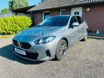 Gebraucht BMW 120 Sport Line 170 PS (125 kW) 2025 Skyscraper grau Kleinwagen