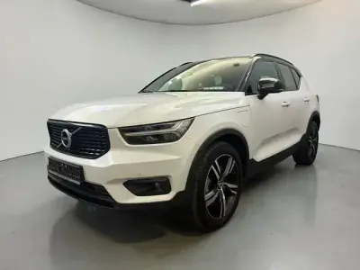 Gebraucht Volvo XC40 R-Design 179 PS (131 kW) 2021 Weiß SUV