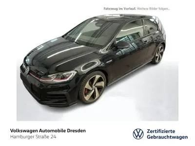 Gebraucht VW Golf VII GTI 245 PS (180 kW) 2019 Deep black perleffekt Limousine