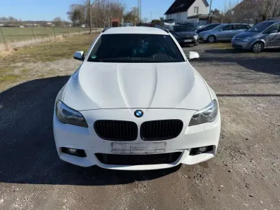 Gebraucht BMW 535 M Sport 313 PS (230 kW) 2015 Alpinweiss iii Kombi
