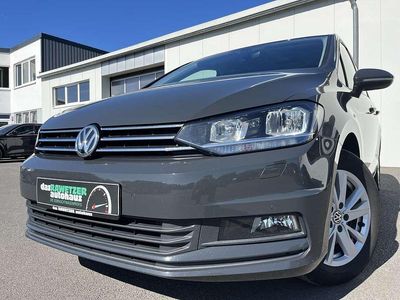 Uranograu Gebraucht 2020 VW Touran Comfortline Van / Kleinbus | 22.460 € (Fairer Preis)