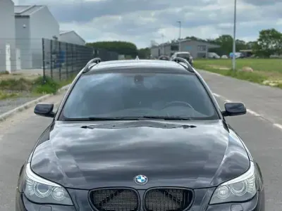 Gebraucht BMW 550 M Sport 367 PS (269 kW) 2007 Blau Limousine