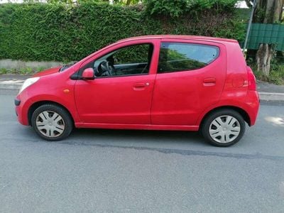 Nissan Pixo