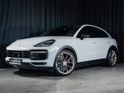 Gebraucht Porsche Cayenne Turbo GT 640 PS (470 kW) 2022 Grau SUV