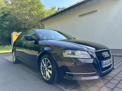 Gebraucht Audi A3 105 PS (77 kW) 2011 Schwarz Kleinwagen