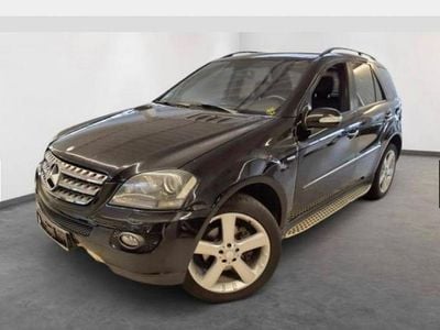 Gebraucht Mercedes ML320 224 PS (164 kW) 2008 Obsidianschwarz SUV