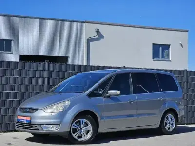 Second-hand Ford Galaxy Ghia 140 CP (102 kW) 2009 Argintiu Monovolum