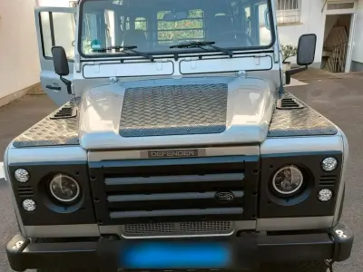 Gebraucht Land Rover Defender 120 PS (88 kW) 2003 Silber SUV