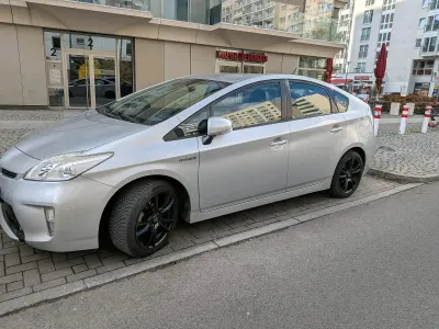 Gebraucht Toyota Prius 136 PS (100 kW) 2012 Grau Limousine