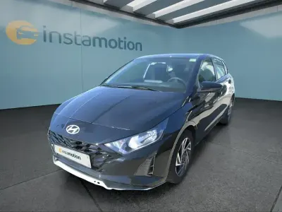 Gebraucht Hyundai i20 Trend 101 PS (74 kW) 2025 Schwarz Kleinwagen