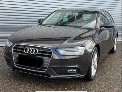 Gebraucht Audi A4 Ambition 143 PS (105 kW) 2012 Grau Kombi