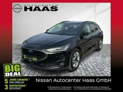 Gebraucht Ford Focus Cool & Connect 120 PS (88 kW) 2022 Obsidianschwarz (metallic) Kombi