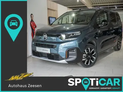 Neu Citroën e-Berlingo XTR 131 PS (96 kW) 2026 Rot Van / Kleinbus