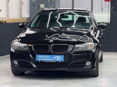 Schwarz Gebraucht 2012 BMW 318 Comfort Edition Kombi | 3.490 € (Superpreis)