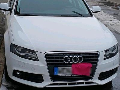 Weiß Gebraucht 2010 Audi A4 Kombi | 8.700 € (Fairer Preis)
