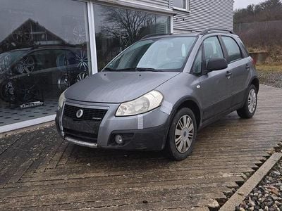 Grau Gebraucht 2008 Fiat Sedici SUV | 999 €