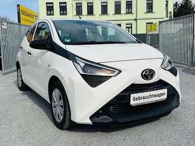 Gebraucht Toyota Aygo 69 PS (50 kW) 2021 Weiß Kleinwagen