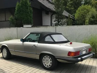 Gebraucht Mercedes 560 230 PS (169 kW) 1987 Silber Cabrio