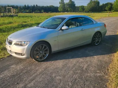 Gebraucht BMW 335 305 PS (224 kW) 2007 Silber Cabrio