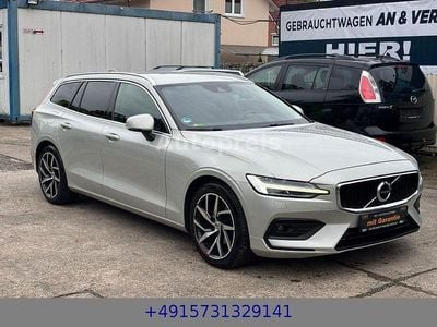 Grau Gebraucht 2019 Volvo V60 Kombi | 14.999 € (Fairer Preis)