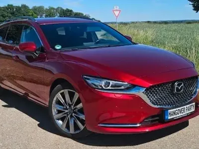 Gebraucht Mazda 6 Sports-Line 194 PS (142 kW) 2021 Rot Limousine