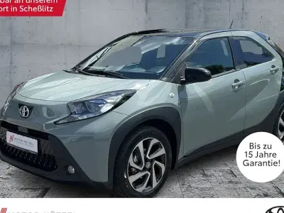 Neu Toyota Aygo X 72 PS (52 kW) 2026 Schwarz SUV